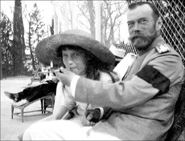 Император Николай II и княжна Анастасия